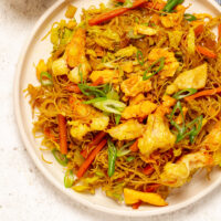 Singapuri Chicken Chowmine